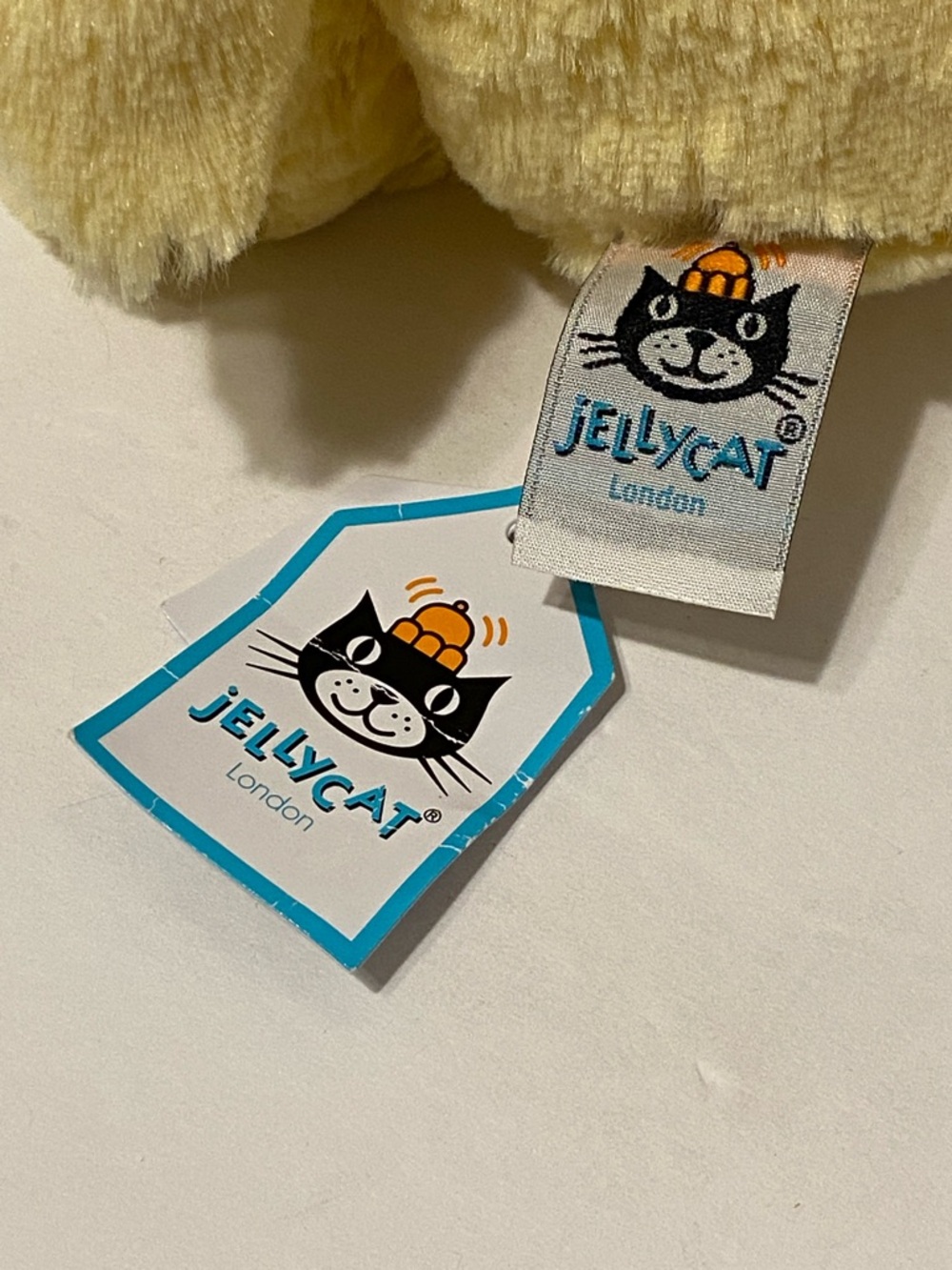 Jellycat Blossom Lemon Bunny Retired yellow plush, floral-patterned ear lining - Picture 8 of 10